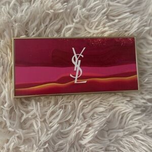YSL beauty red / pink lipstick pallet